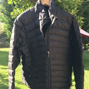 Women’s packable down jacket